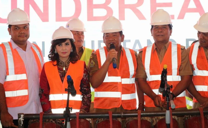 Ground Breaking Pelebaran Jalur Tano Ponggol Di Danau Toba Kabupaten Samosir