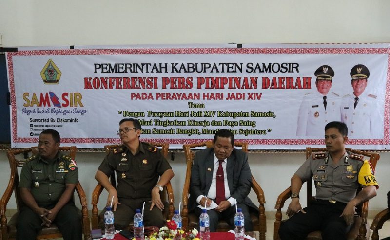 Konferensi Pers Perayaan Hari Jadi Pemrintahan Kabupaten Samosir Ke 14 Berlangsung Akrab