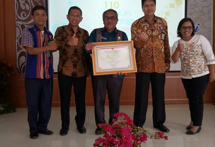 PEMKAB SAMOSIR TERIMA PENGHARGAAN PADA ACARA BMN AWARD DAN AUCTION AWARD 2017