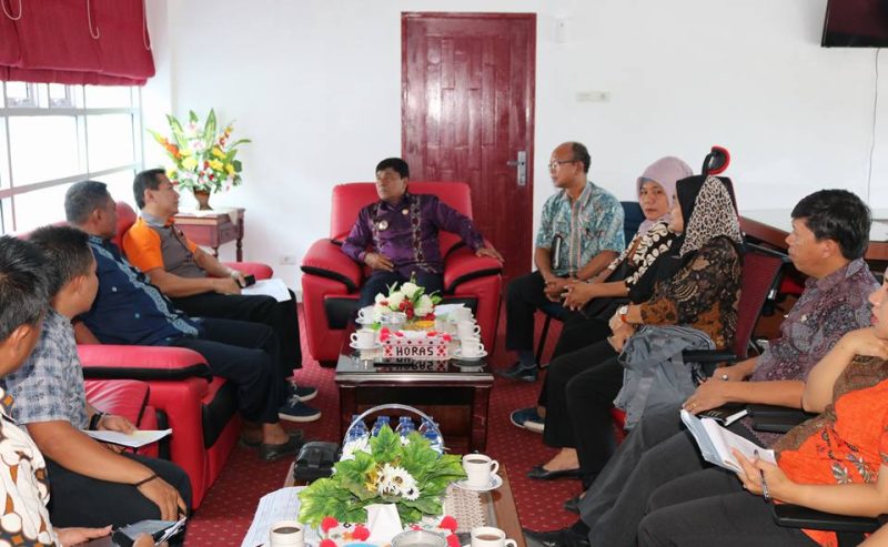 WAKIL BUPATI SAMOSIR MENERIMA AUDIENSI LPPM USU