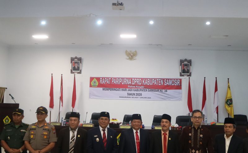 DPRD SAMOSIR GELAR RAPAT PARIPURNA ISTIMEWA PERINGATAN HARI JADI KABUPATEN SAMOSIR KE-16 TAHUN 2020