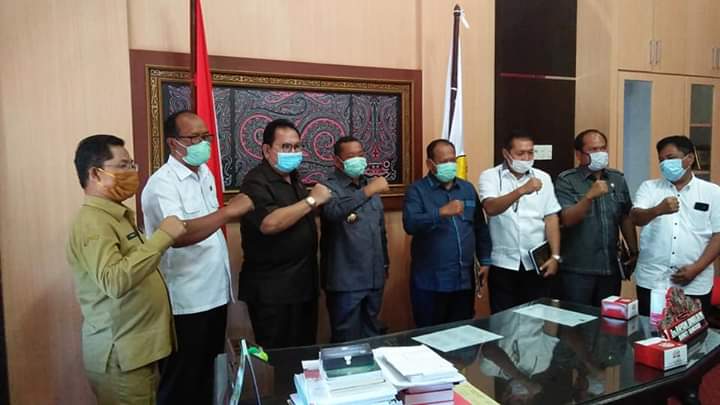 PASTIKAN BANTUAN JARING PENGAMAN SOSIAL TERSALURKAN, DPRD SUMUT MELAKUKAN KUNJUNGAN KERJA KE KABUPATEN SAMOSIR