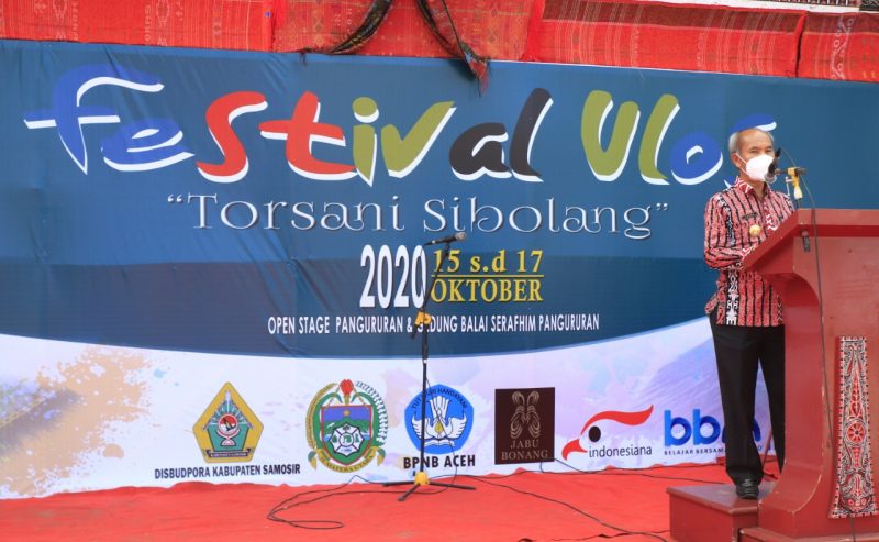FESTIVAL ULOS DI GELAR DI KABUPATEN SAMOSIR