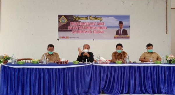 Pjs. BUPATI SAMOSIR SECARA RESMI MEMBUKA RAPAT KERJA PEMERINTAH KECAMATAN DAN PEMERINTAH DESA